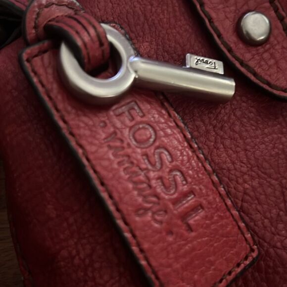 FOSSIL Vintage red bag 🔥 excellent condition 🔥 beautiful 🔥 - Picture 12 of 12